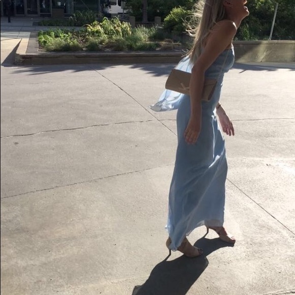 Sky blue evening gown - Picture 4 of 4